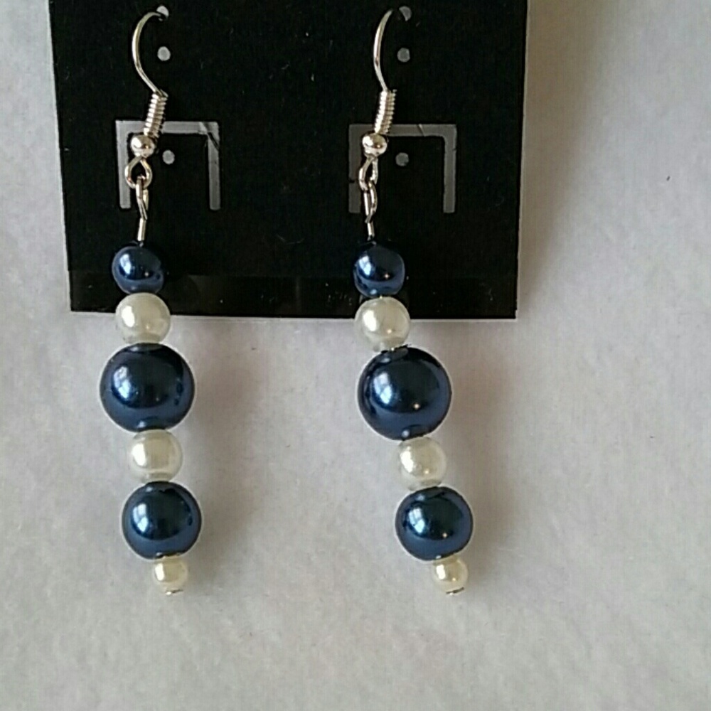 Navy blue and white hook earrings - Picture 1 of 1